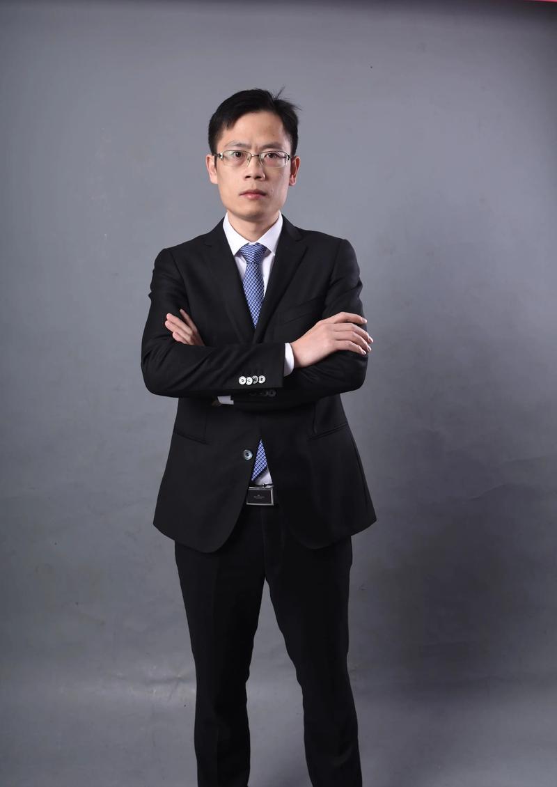 蒲元明 灯光与摄影艺术负责人